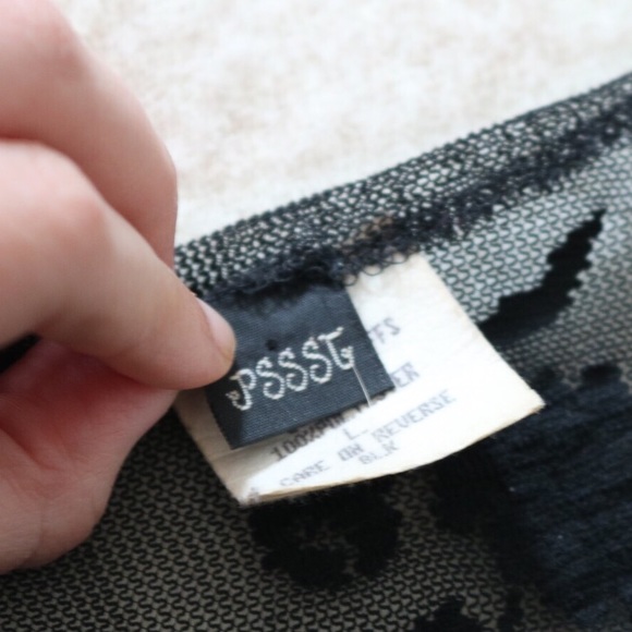 Vintage | Black Sheer Floral Blouse - Picture 4 of 4